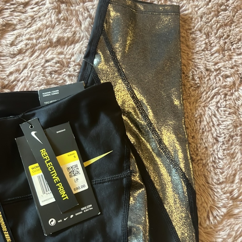 Nike Speed Tight Fit Midrise 7:8 length Reflective print women’s leggings Small​ - Picture 5 of 16